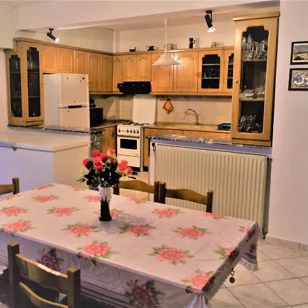 Holiday home Vranas *